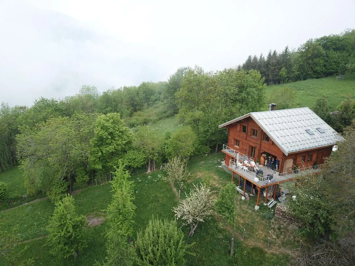 Gite Du Chalet Barnabas Relais Motards Saint-Martin-de-la-Porte 0*,  Франция